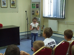 Lekcja biblioteczna dla uczniów ze Szkoły Podstawowej nr 2 im. Marii Konopnickiej w Miechowie
